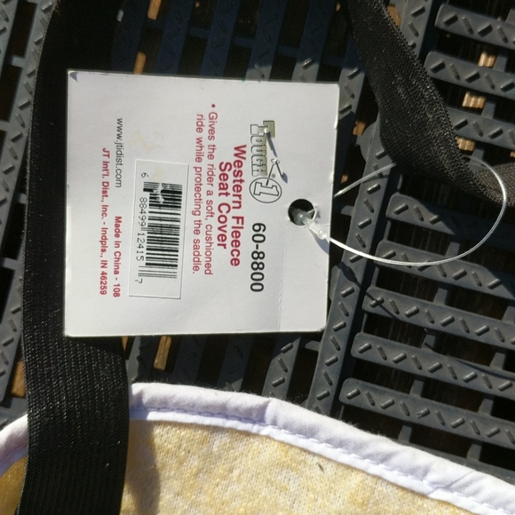 Western Fleece Seat Cover NWT 🐎 - Picture 3 of 3